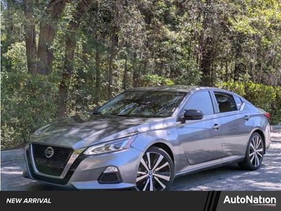 Used 2020 Nissan Altima 2.5 SR w/ Premium Package