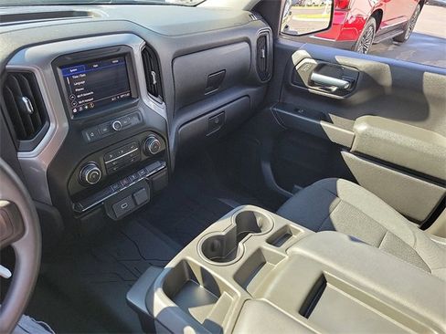 Used 2020 Chevrolet Silverado 1500 Custom w/ Custom Value Package image 15