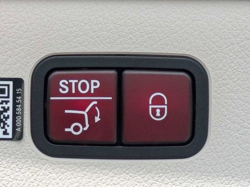 Used 2022 Mercedes-Benz EQS 450+ Sedan image 12