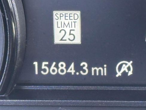 Used 2022 Lincoln Corsair AWD w/ Equipment Group 101A image 29