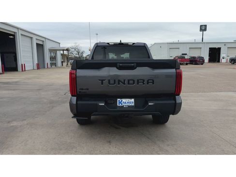 Used 2023 Toyota Tundra SR5 w/ SR5 Convenience Package AWD/4WD image 7