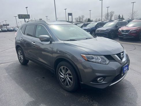 Used 2015 Nissan Rogue SL w/ SL Premium Package FWD image 1