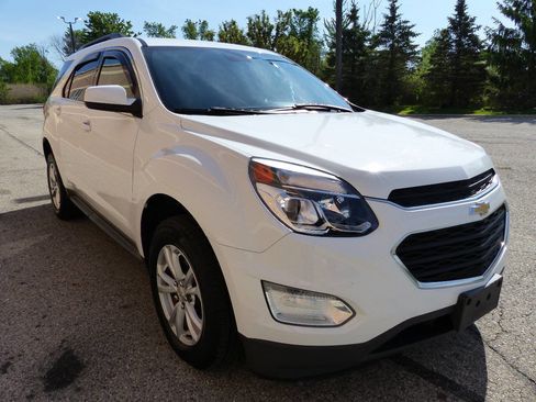 Used 2017 Chevrolet Equinox LT w/ Convenience Package AWD/4WD image 13