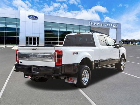 Used 2024 Ford F350 King Ranch image 4