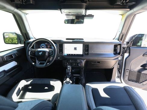 Used 2025 Ford Bronco 2-Door AWD/4WD image 23