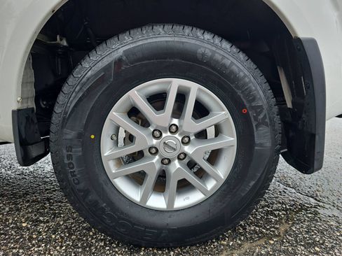 Used 2019 Nissan Frontier SV w/ Value Truck Package RWD image 31