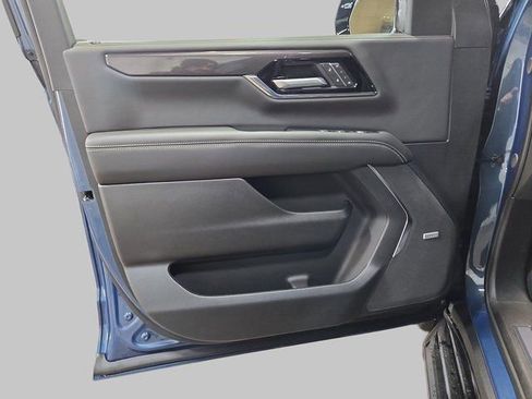 New 2026 GMC Yukon Elevation image 30