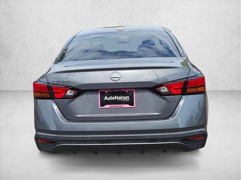 Certified 2025 Nissan Altima 2.5 S FWD image 6