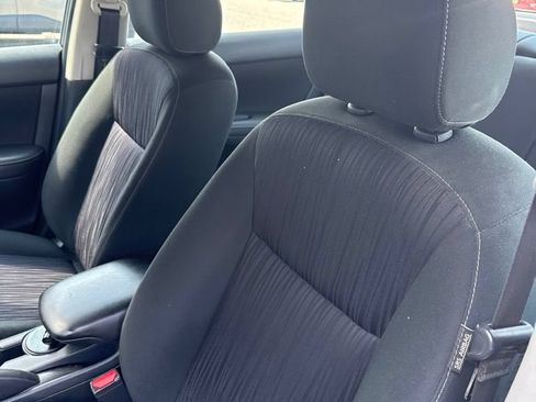 Used 2019 Nissan Sentra SV FWD image 9