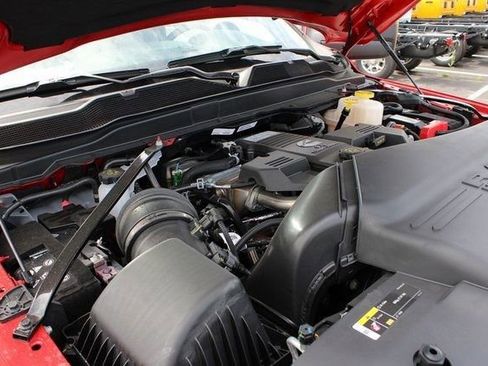 New 2024 RAM 5500 Tradesman image 21