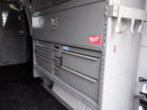 Used 2020 Chevrolet Express 2500 w/ Communications Package RWD image 7