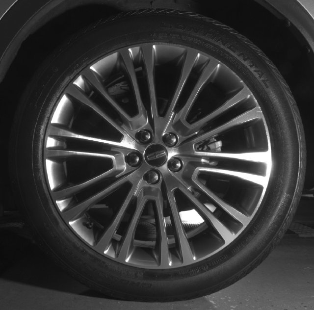 Used 2016 Lincoln MKX Reserve w/ Technology Package FWD image 13