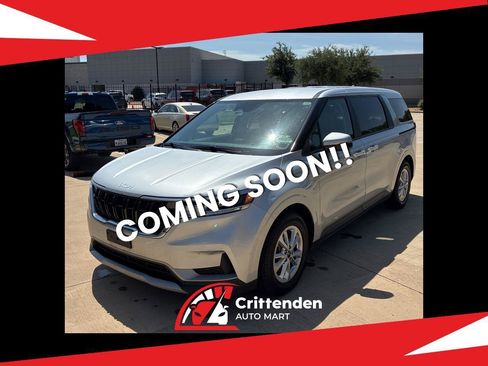 Used 2022 Kia Carnival LX FWD image 1