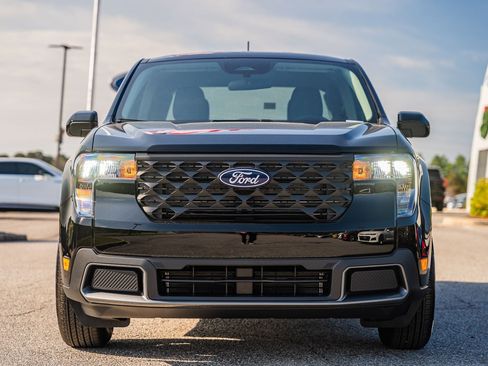 New 2025 Ford Maverick XLT w/ XLT Luxury Package image 2