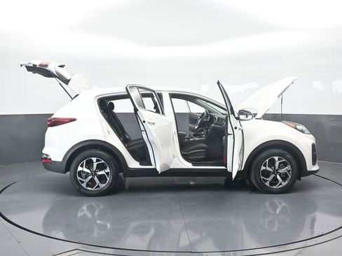 Used 2022 Kia Sportage LX image 65
