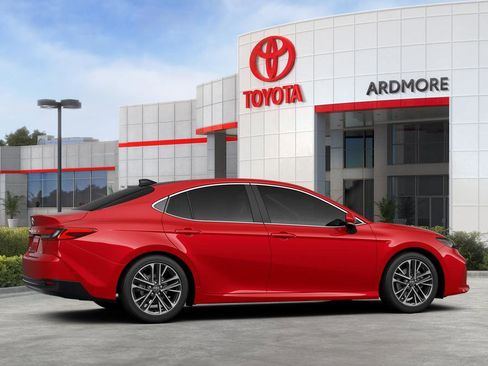 New 2026 Toyota Camry XLE image 11