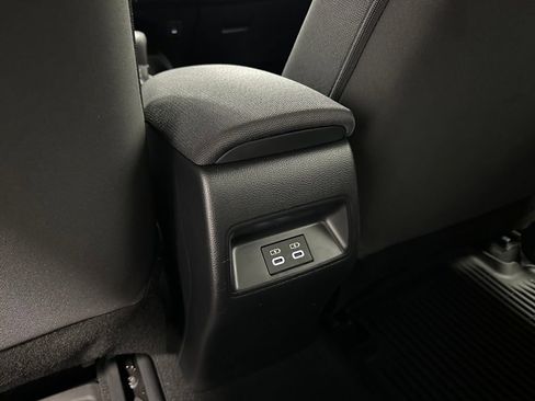 Used 2026 Toyota Corolla LE FWD image 47