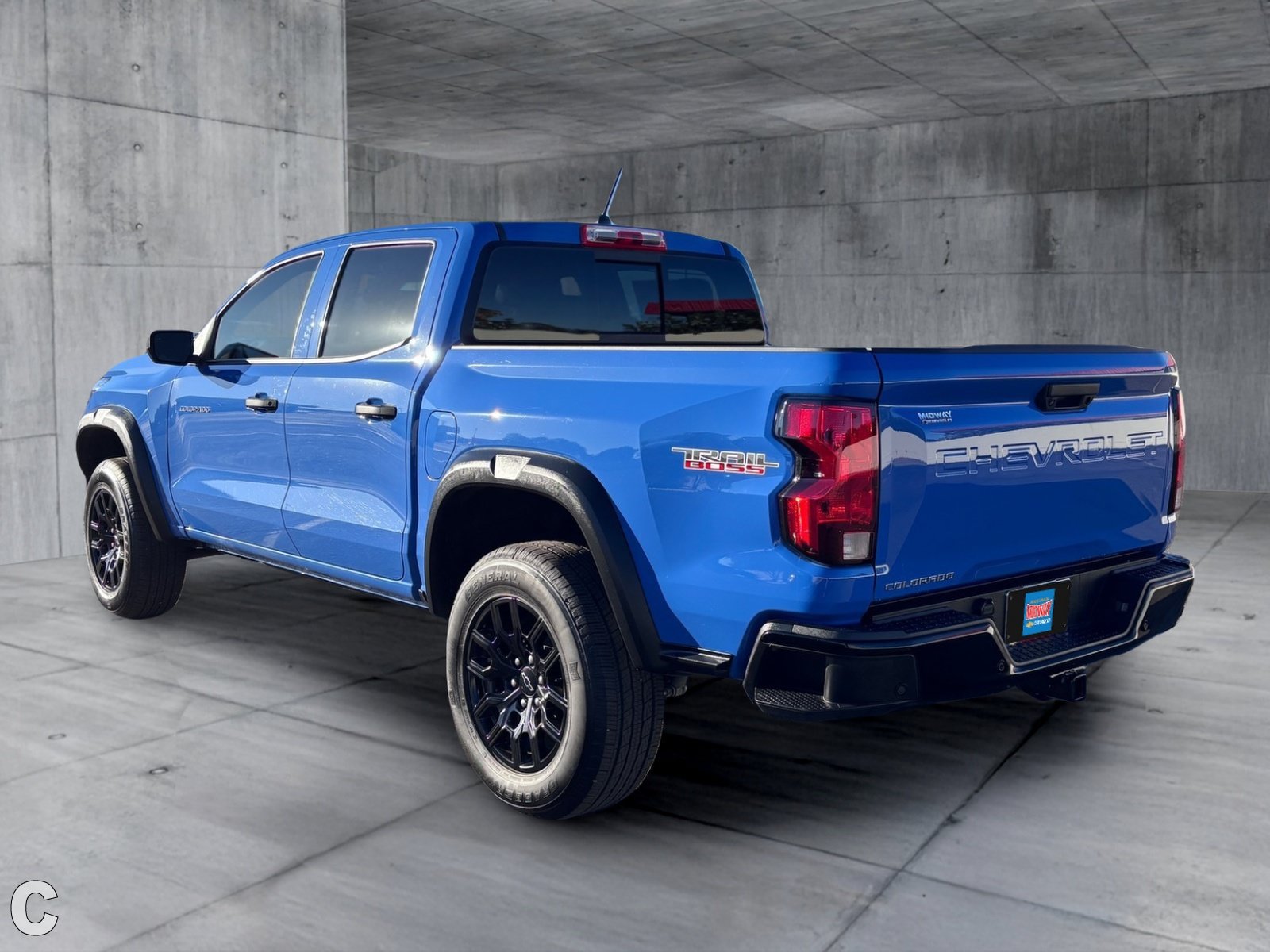 Certified 2025 Chevrolet Colorado Trail Boss AWD/4WD image 4