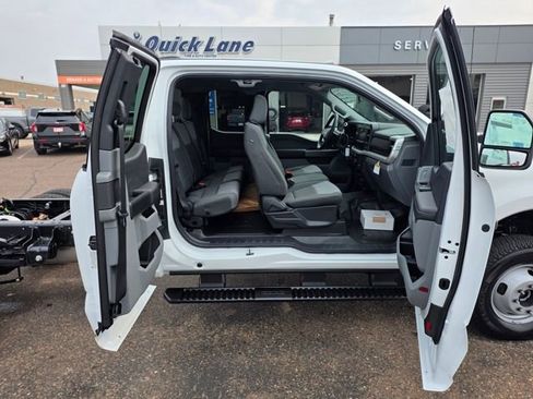 New 2025 Ford F350 XLT w/ Snow Plow Prep Package AWD/4WD image 9