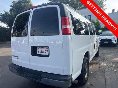 Used 2016 Chevrolet Express 2500 LT w/ LT Preferred Equipment Group image 6