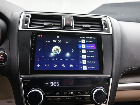 Used 2019 Subaru Outback 3.6R Limited image 19