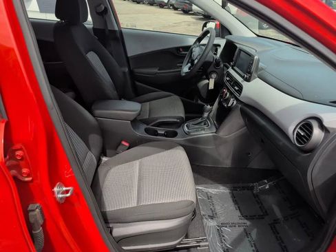 Used 2020 Hyundai Kona SE FWD image 25