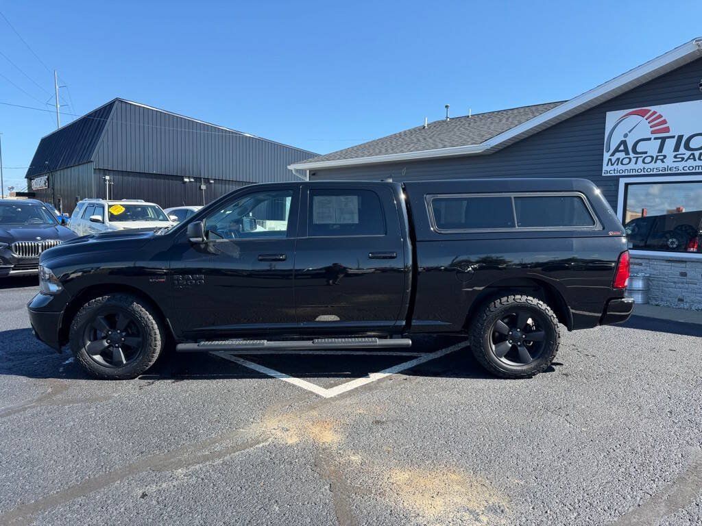 Used 2022 RAM 1500 Classic SLT w/ Electronics Convenience Group AWD/4WD image 2