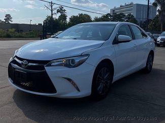 Used 2016 Toyota Camry SE FWD video 1