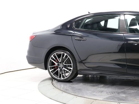 Used 2022 Maserati Quattroporte Trofeo RWD image 67