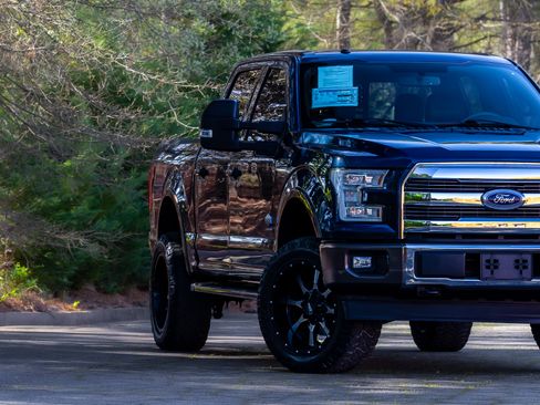 Used 2017 Ford F150 King Ranch w/ Trailer Tow Package image 27