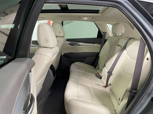 Used 2021 Cadillac XT5 Premium Luxury AWD/4WD image 24