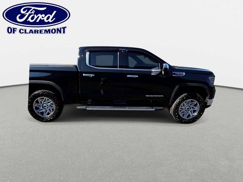 Used 2024 GMC Sierra 1500 SLT w/ SLT Convenience Package AWD/4WD image 9