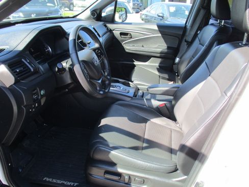 Certified 2023 Honda Passport EX-L image 12