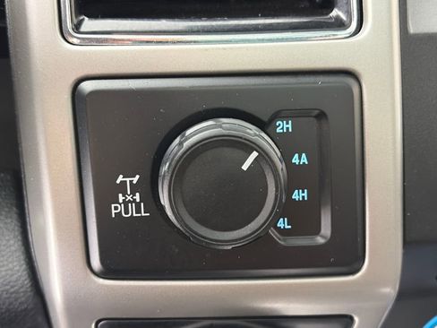 Certified 2018 Ford F150 Lariat w/ Equipment Group 502A Luxury image 23