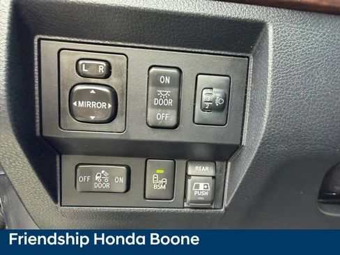 Used 2017 Toyota Tundra Limited w/ Limited Premium Package AWD/4WD image 22