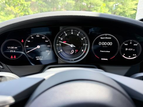 Used 2024 Porsche 911 Carrera S RWD image 15