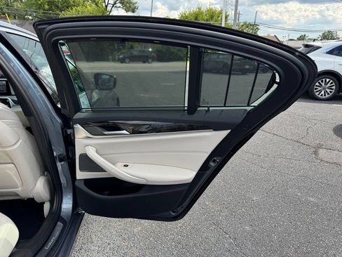 Used 2019 BMW 530i xDrive w/ Executive Package AWD/4WD image 31