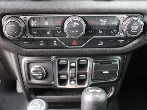 New 2026 Jeep Wrangler Sport S image 18