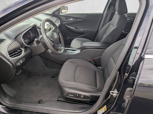 Used 2023 Chevrolet Malibu LT FWD image 14