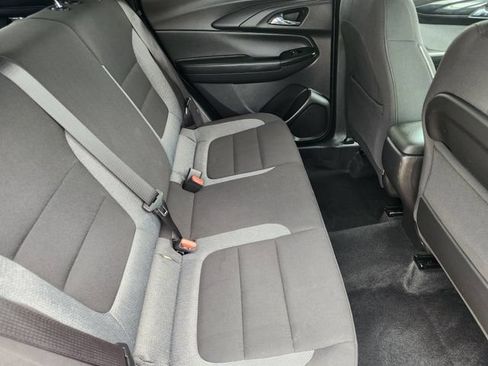 Used 2025 Chevrolet TrailBlazer LT AWD/4WD image 29