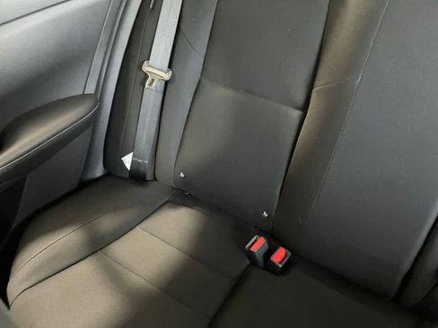 Used 2025 Nissan Sentra S image 37