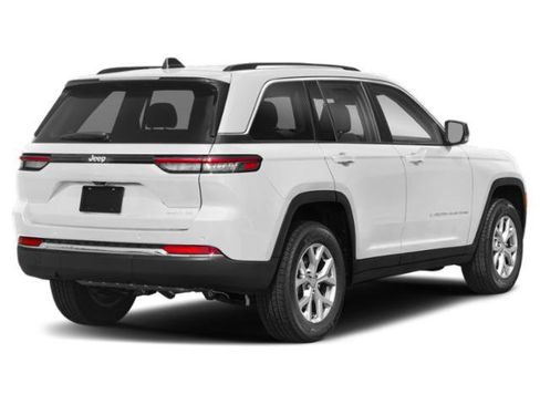 Used 2024 Jeep Grand Cherokee Limited w/ Black Appearance Package AWD/4WD image 2