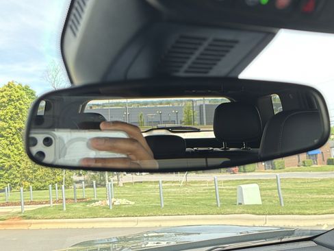 Used 2025 GMC Terrain Elevation image 26