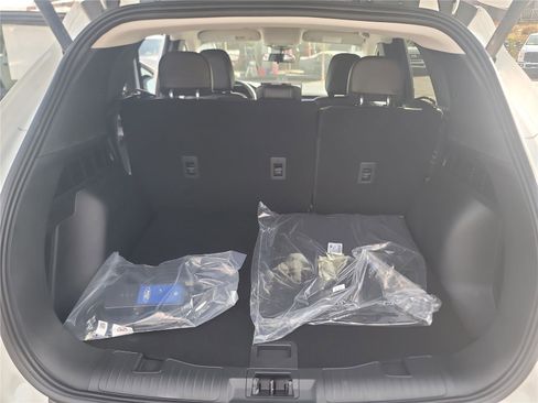 New 2026 Ford Escape SE image 14