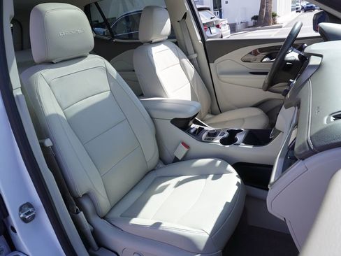 Used 2020 GMC Terrain Denali w/ Denali Premium Package image 12