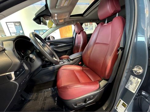 Used 2025 MAZDA CX-30 AWD 2.5 S w/ Preferred Package image 5