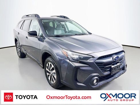Used 2023 Subaru Outback Premium image 1