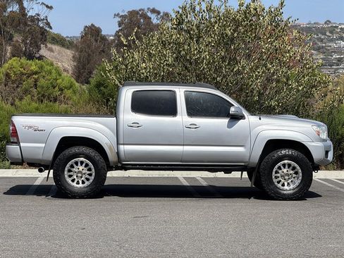 Used 2012 Toyota Tacoma PreRunner w/ TRD Sport Pkg RWD image 7