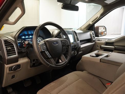 Used 2016 Ford F150 XLT w/ Equipment Group 302A Luxury AWD/4WD image 6