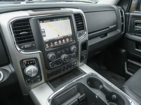 Used 2016 RAM 1500 Laramie w/ Convenience Group image 21